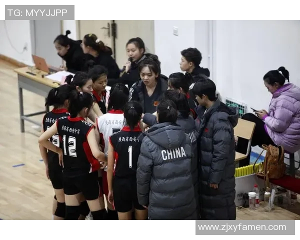 西安排球队实力引发热议球迷对排球战术与选手表现的不同看法 西安排球队实力引发热议球迷对排球战术与选手表现的不同看法