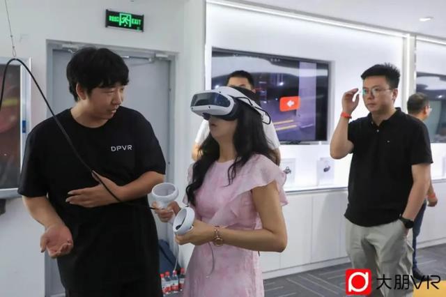 37000vip威尼斯智能穿着装备迎来新一轮风口浦东企业发力智能眼镜赛道