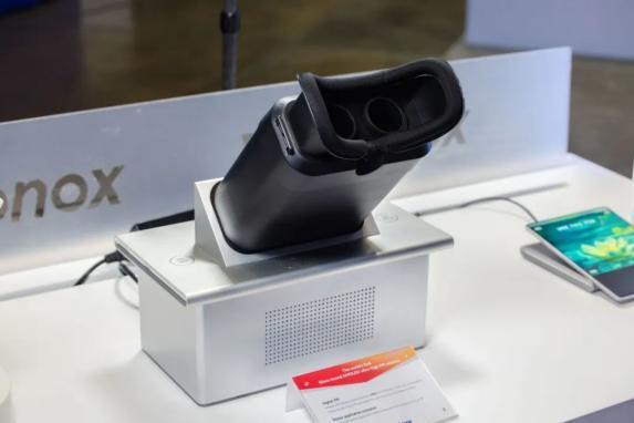 37000Cm威尼斯官方消耗级VR的普惠 维信诺公布超高PPI玻璃基AMOLED